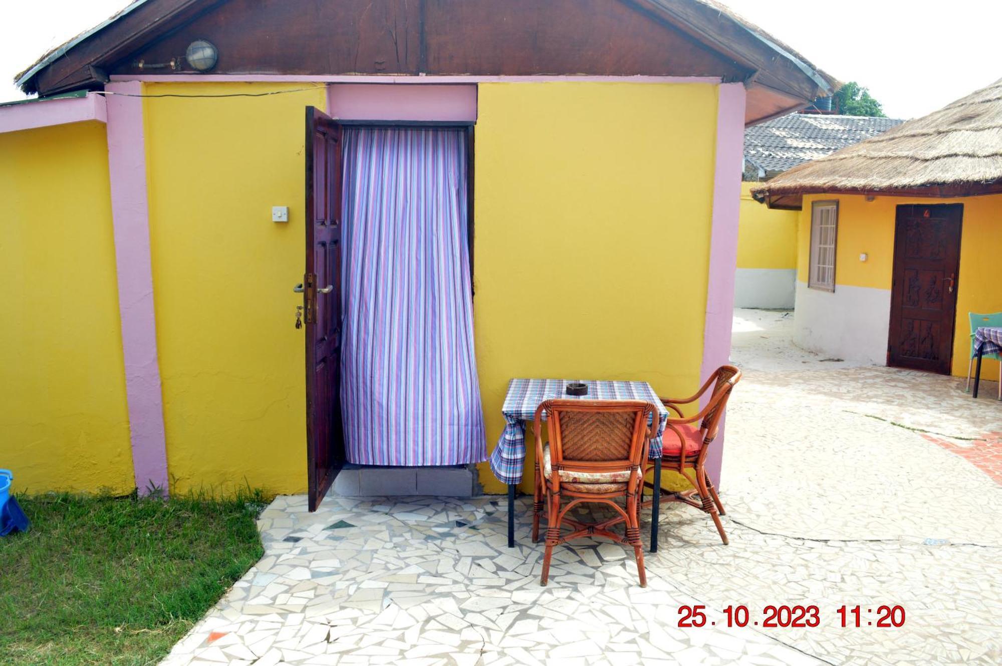 Easy Time Lodge Кололи Экстерьер фото