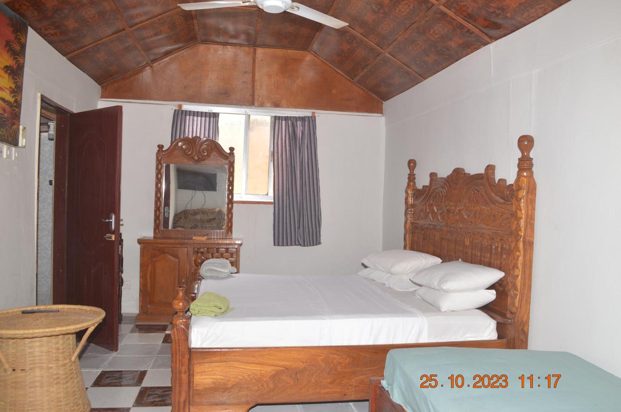 Easy Time Lodge Кололи Экстерьер фото